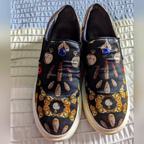 McQueen Obsession Slip On - Picture 1 of 9